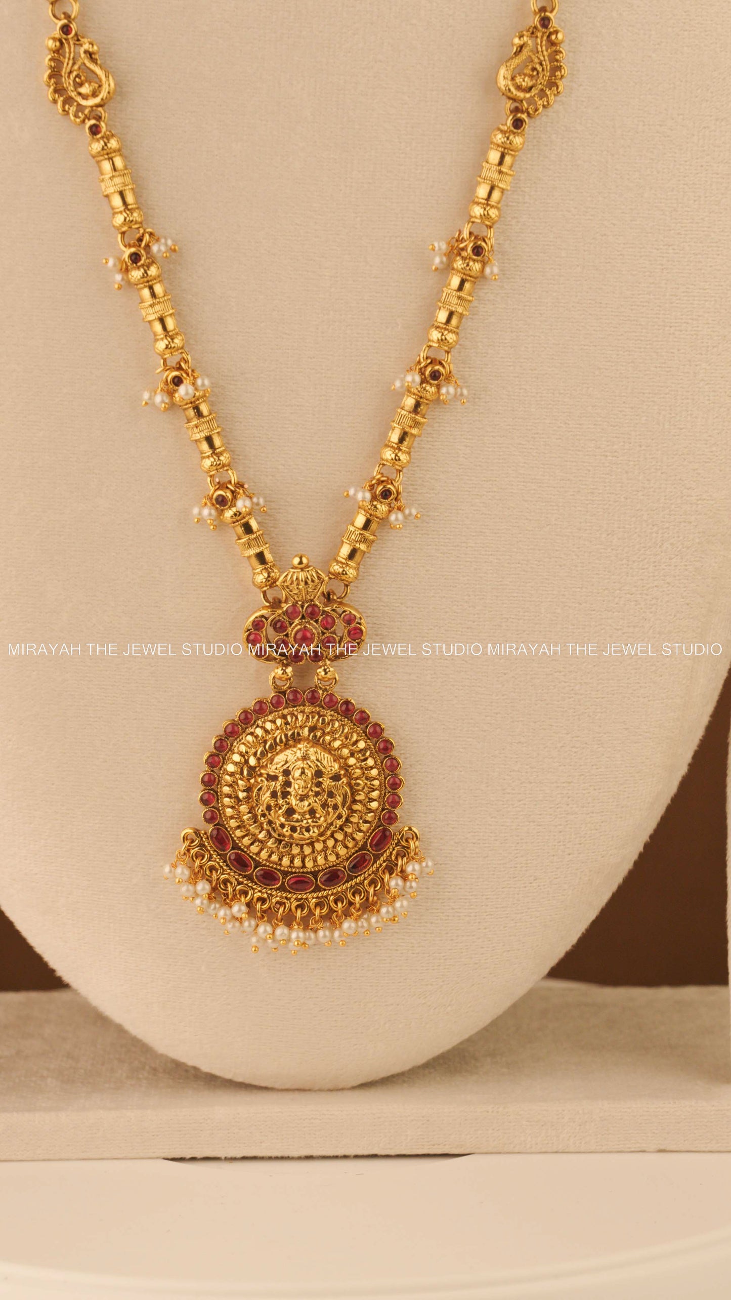 SRI CHAKRA HARAM-RED