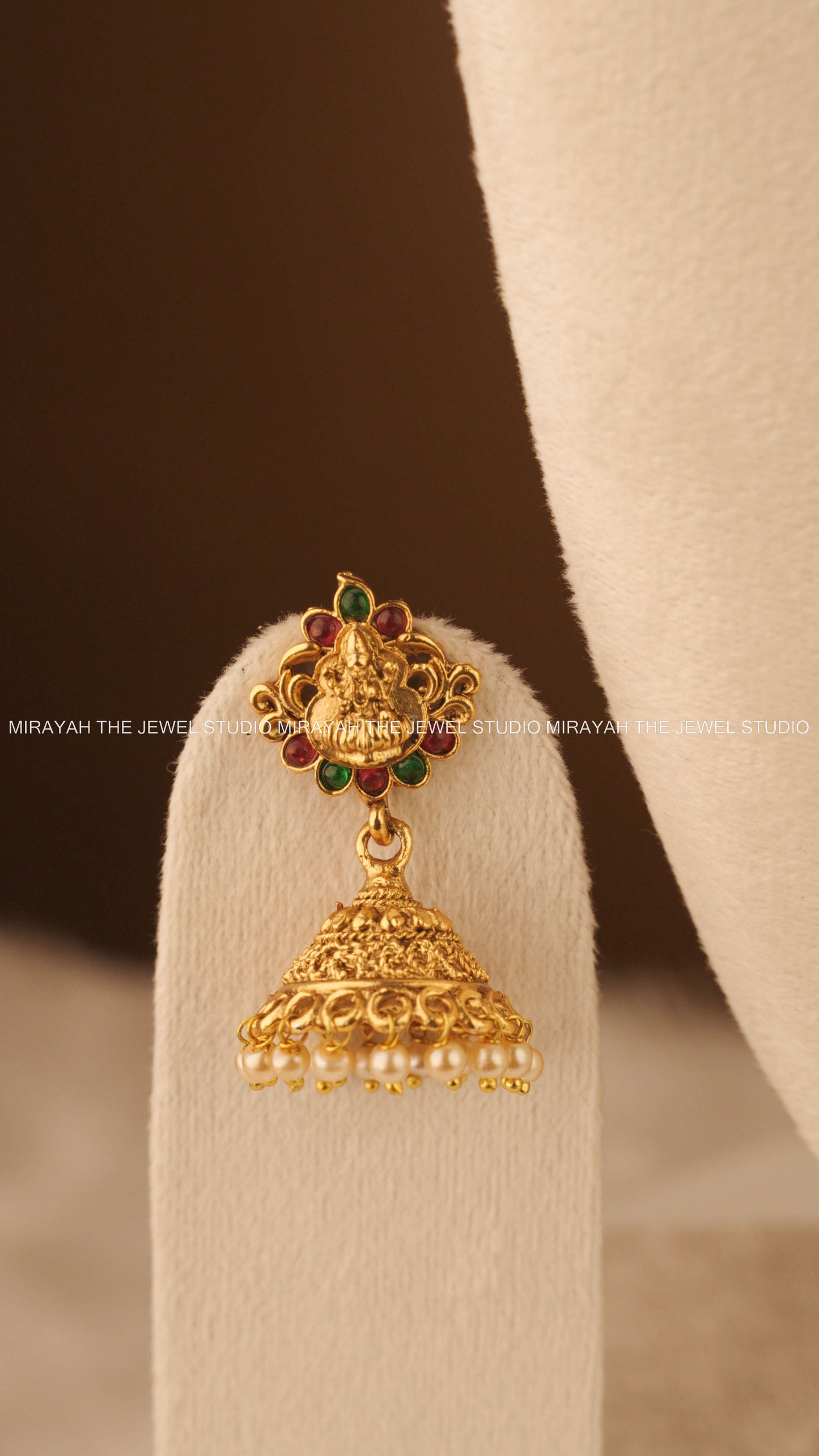 SRI CHAKRA HARAM- RED AND GREEN