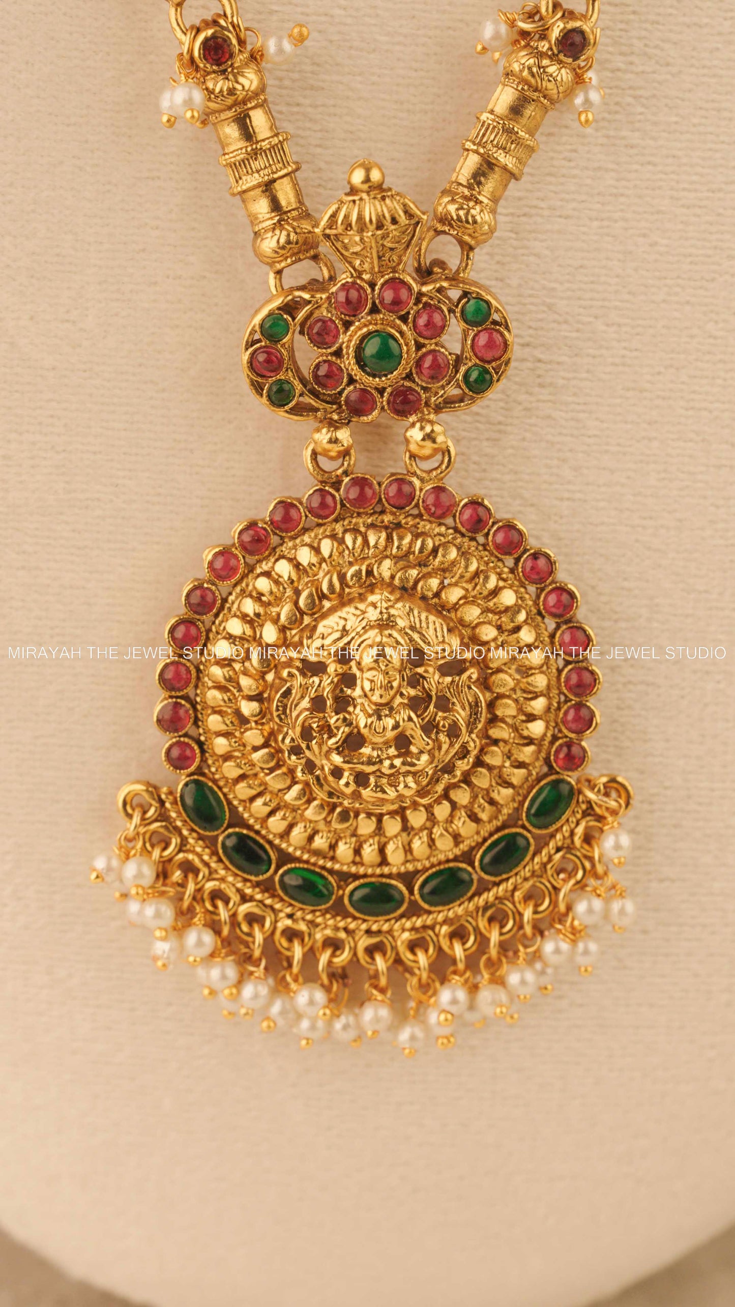 SRI CHAKRA HARAM- RED AND GREEN