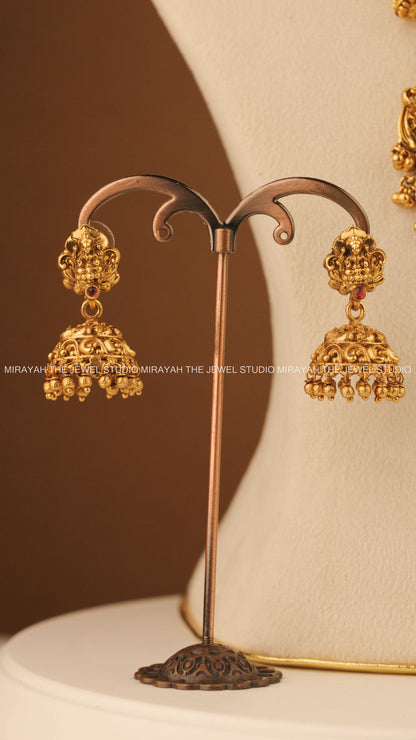 LAKSHMI DIVINE GLOW HARAM