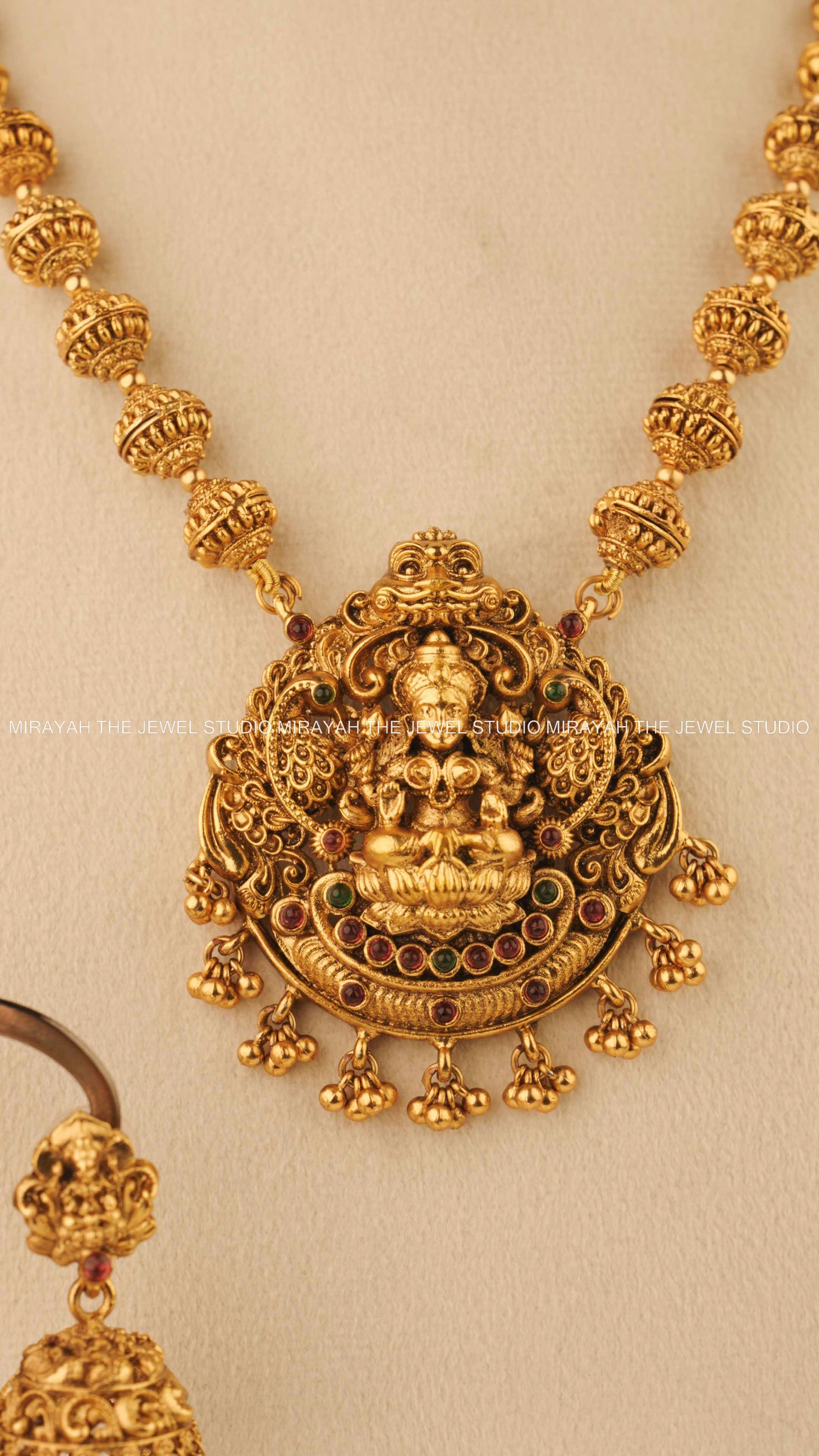 LAKSHMI DIVINE GLOW HARAM