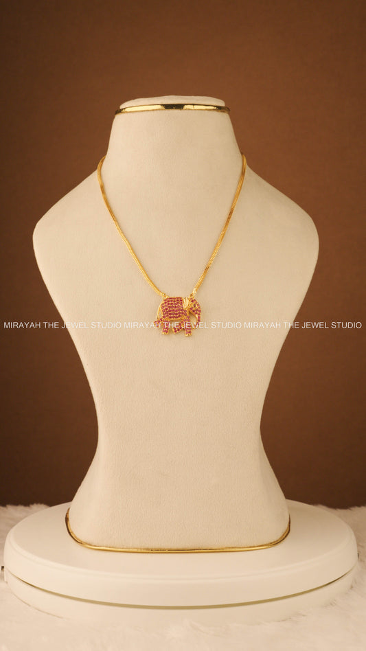 GOLD GAJA MUKHA CHARM - PINK