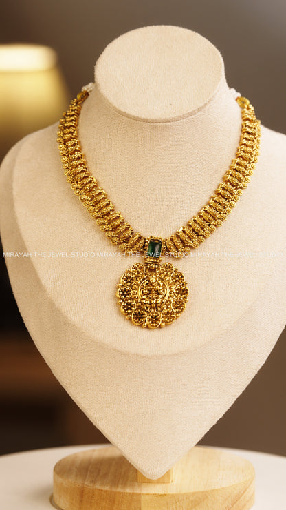 SRI DEVI PENDANT NECKLACE - GREEN
