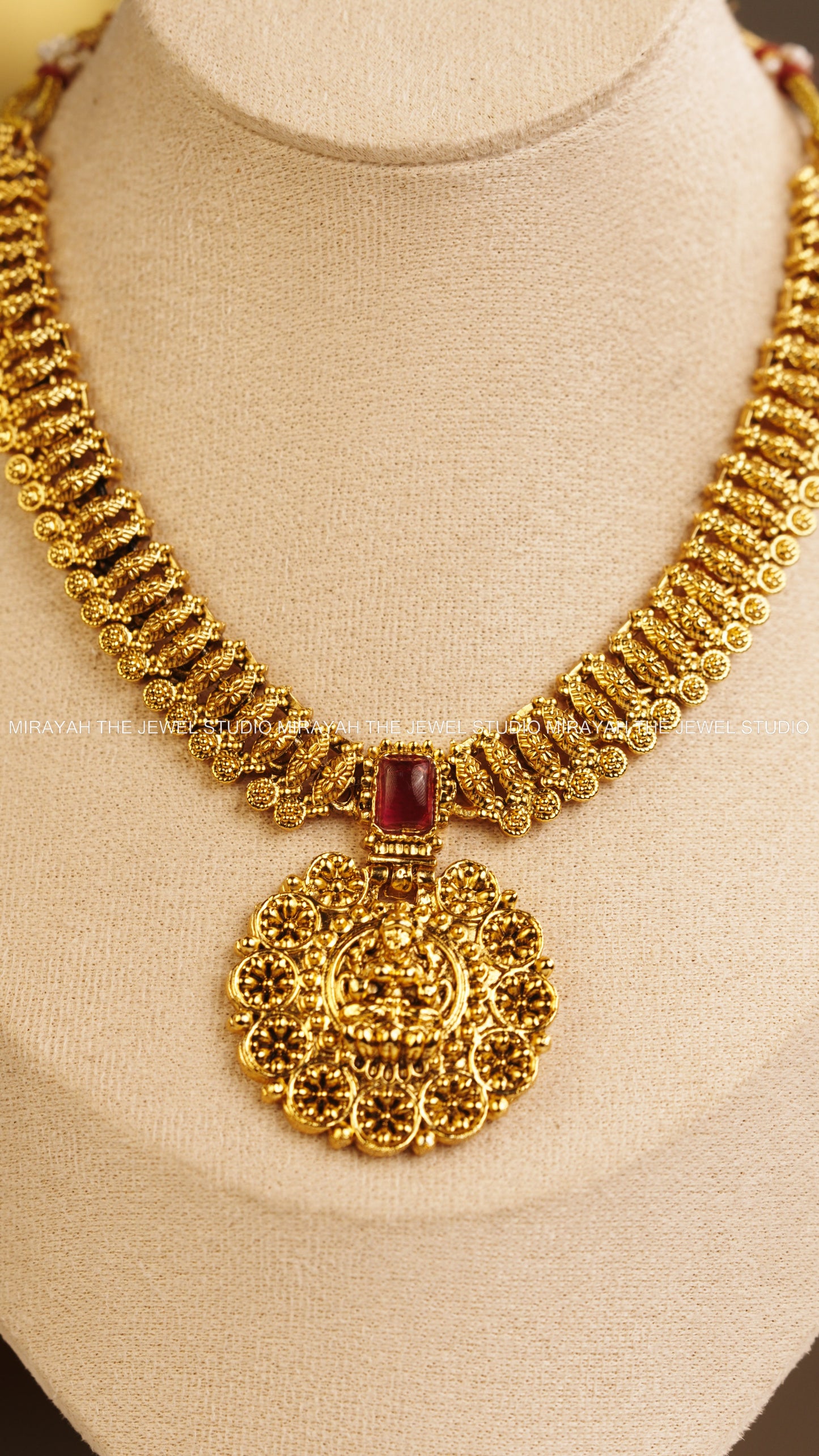 SRI DEVI PENDANT NECKLACE - RUBY