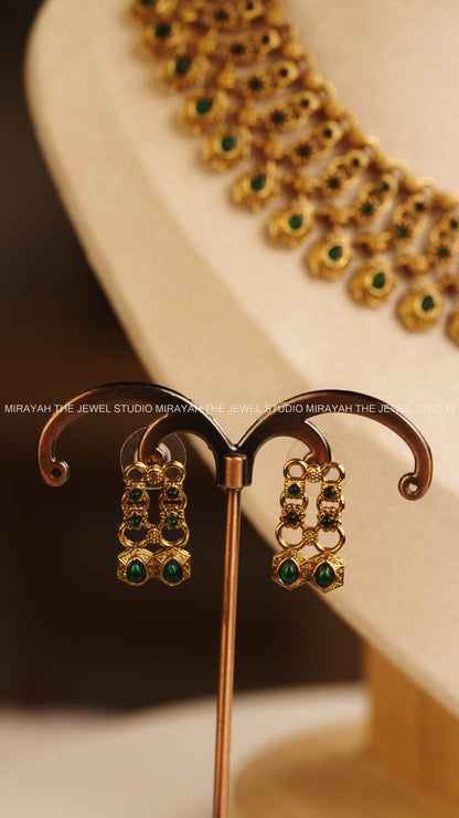 SIMPLE LAYERED GOLD NECKLACE - GREEN