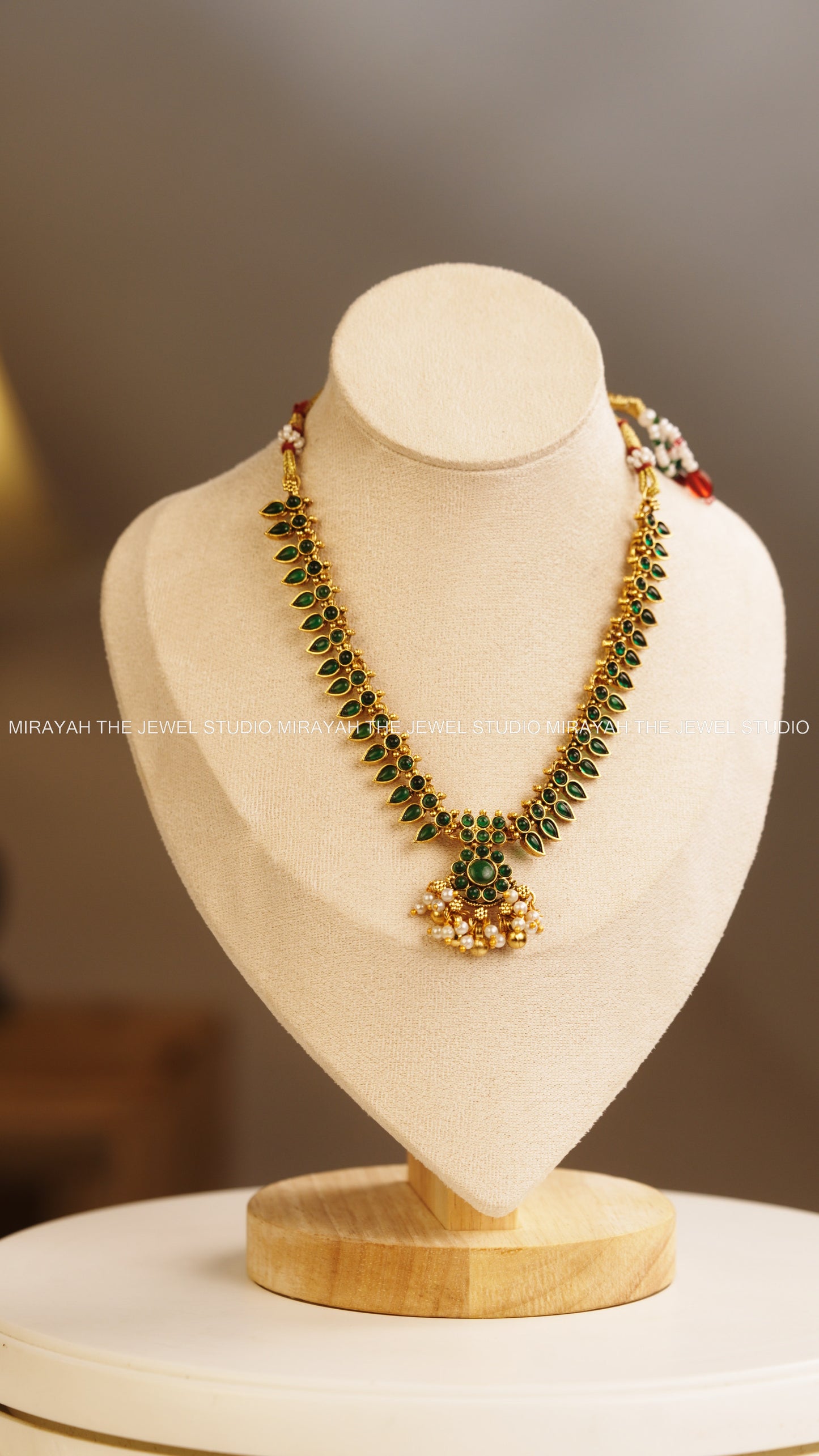 MINIMAL MANGO NRCKLACE - GREEN