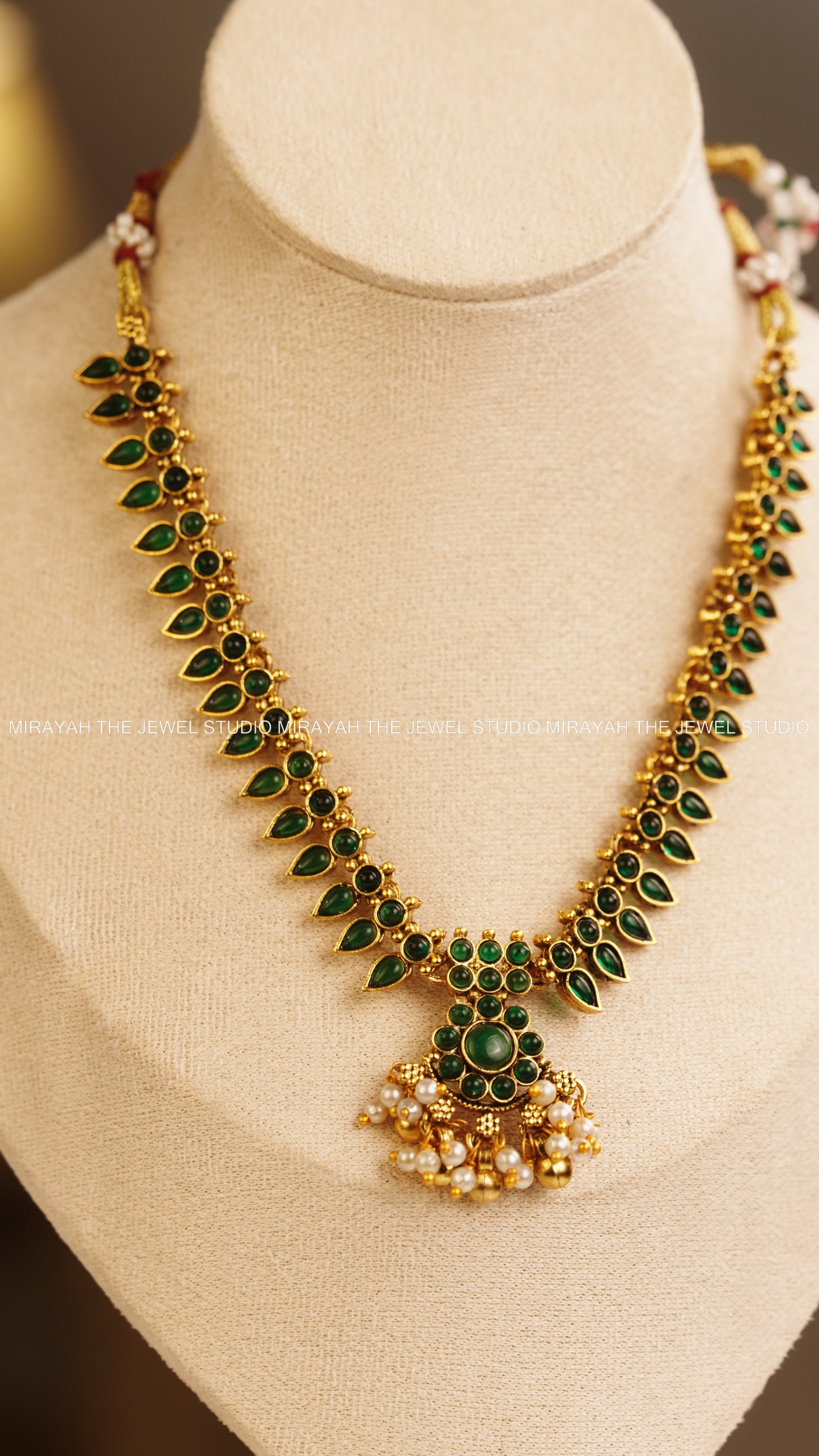 MINIMAL MANGO NRCKLACE - GREEN