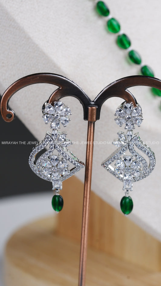 PEARL NECKLACE WITH CZ PENDANT - GREEN