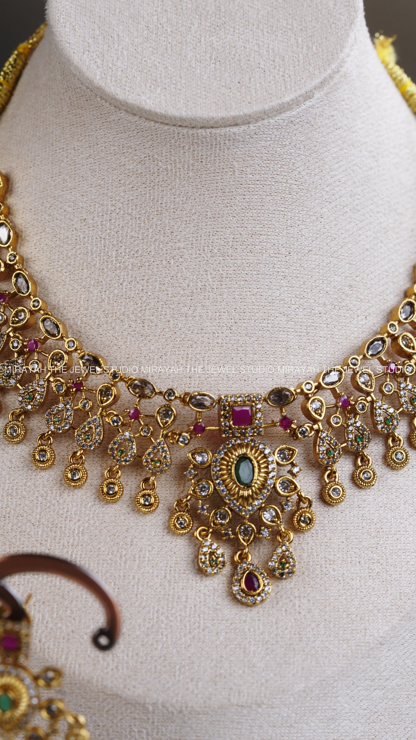 PREMIUM RUBY GREEN AD NECKLACE