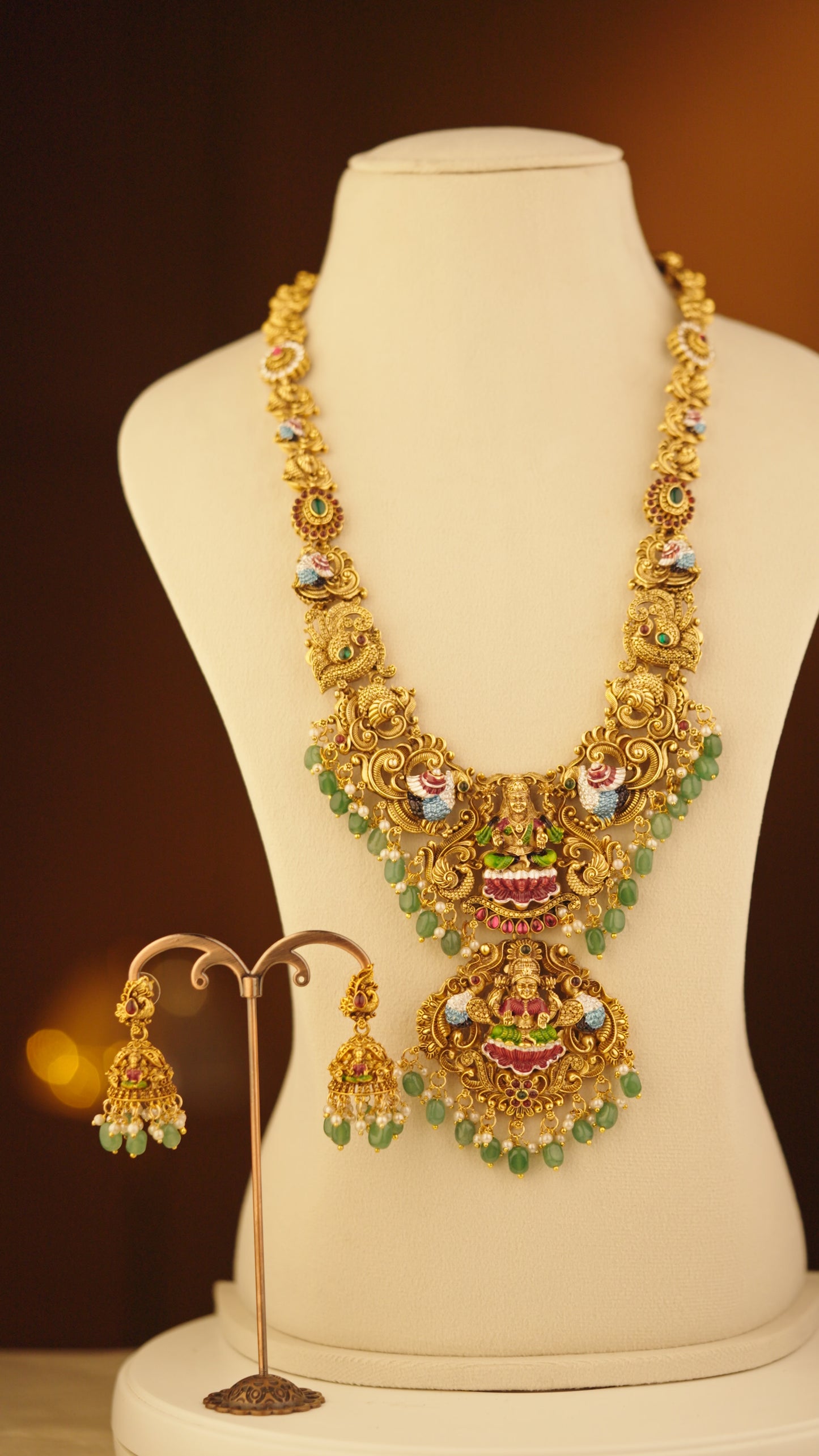 VASINI MEENAKARI HARAM