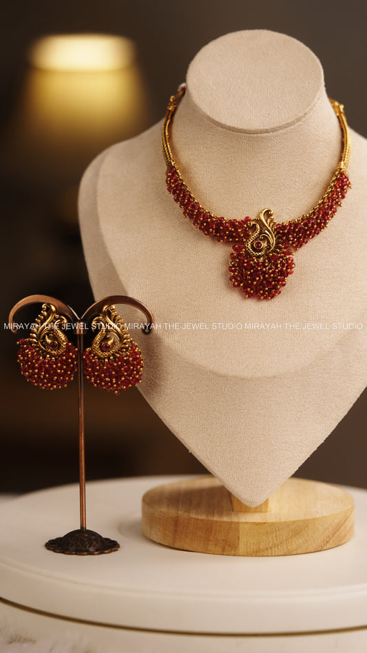 PEARL PEACOCK NECKLACE -RED