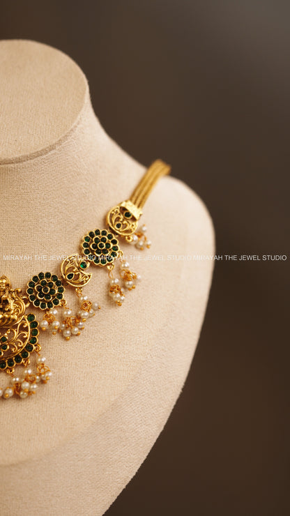 NARAYANI ROUND FLORAL NECKLACE -GREEN